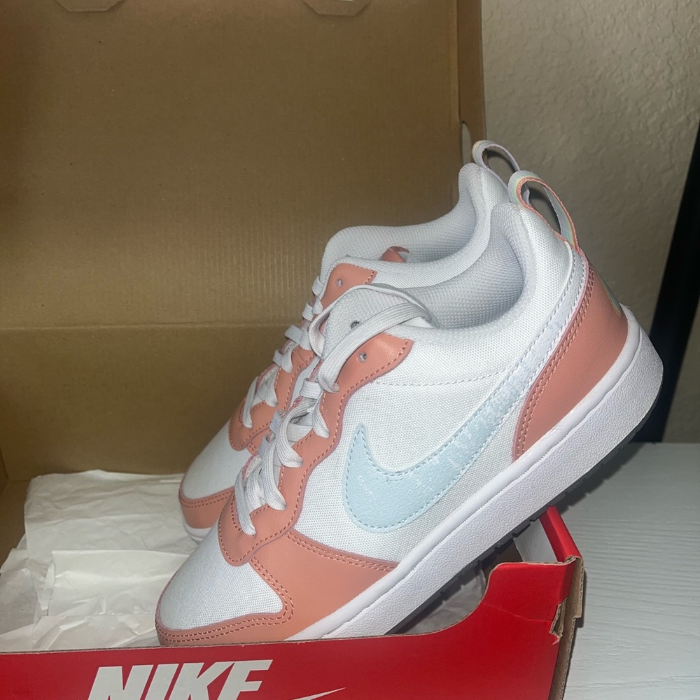 Nike White and Peach Sneakers